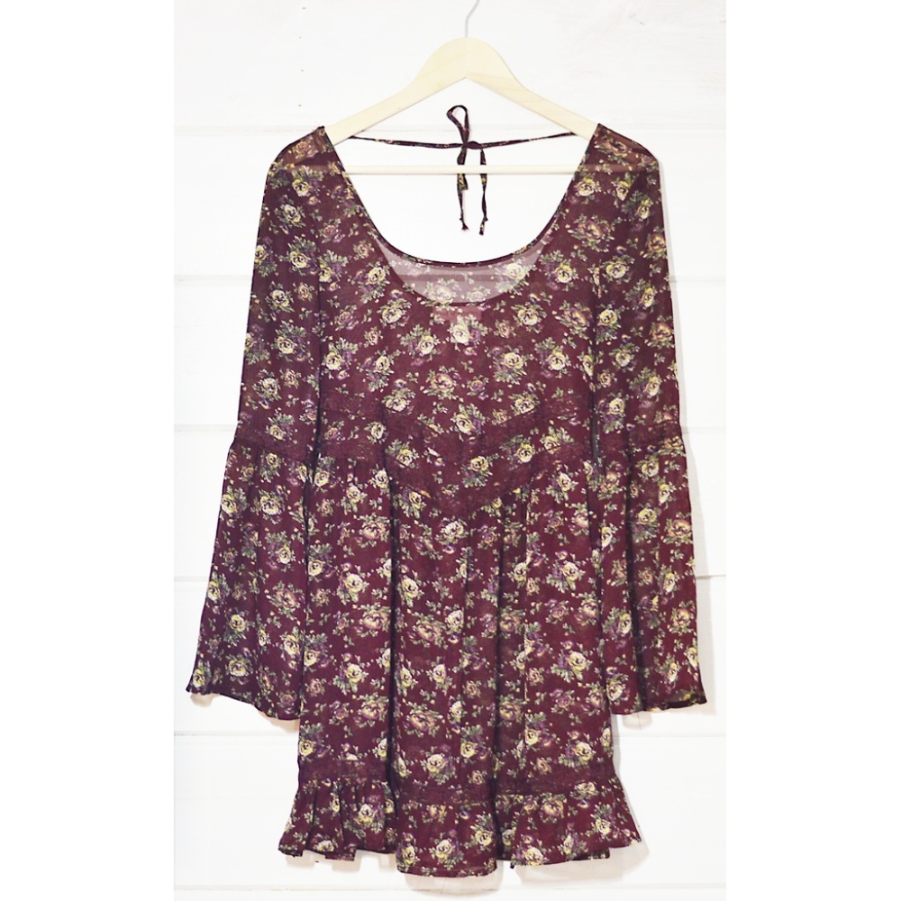 Bell Sleeve Boho Dress Size Small
